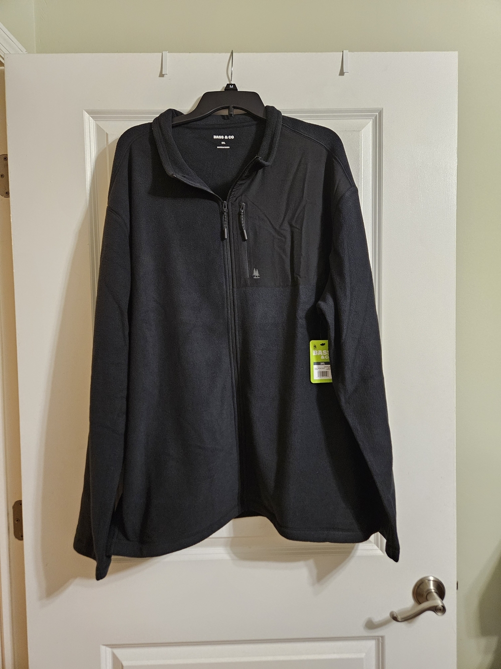 Bass & Co Men’s Black Full-Zip Fleece Jacket with Chest Pocket, 3XL